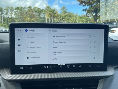 New 2025 Ford Explorer Active image 27