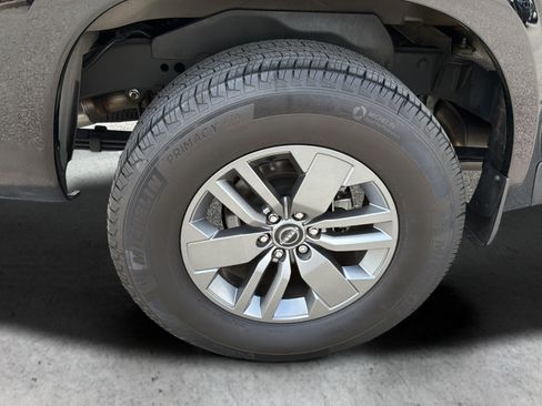 Certified 2025 Nissan Frontier SV RWD image 47