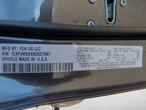 Used 2022 Jeep Cherokee Trailhawk w/ Technology Group B image 24