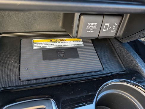 Used 2021 Honda Ridgeline Black Edition image 32