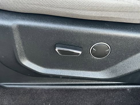 Used 2018 Ford F150 XLT w/ Equipment Group 301A Mid image 21