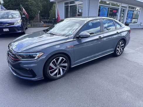 Used 2021 Volkswagen Jetta GLI FWD image 9