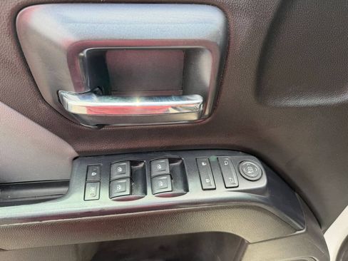 Used 2019 Chevrolet Silverado 2500 W/T AWD/4WD image 26
