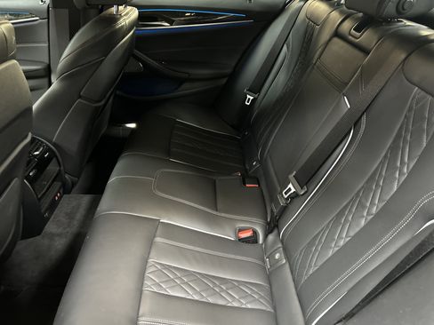Used 2023 BMW 530e w/ M Sport Package RWD image 32