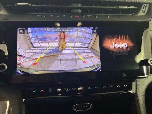 New 2026 Jeep Grand Cherokee Altitude AWD/4WD image 20