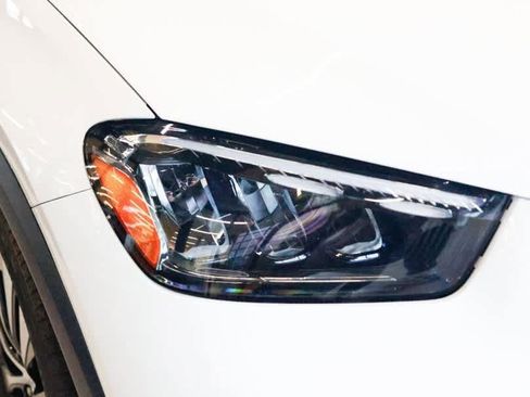 Used 2024 Mercedes-Benz GLE 350 4MATIC w/ Driver Assistance Package image 9