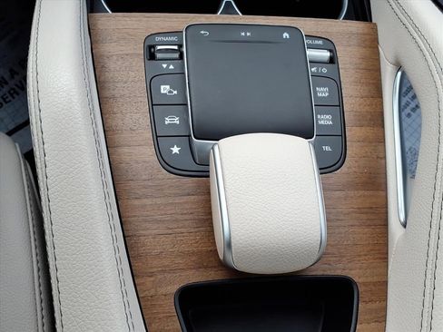 Used 2022 Mercedes-Benz GLE 450 4MATIC image 22