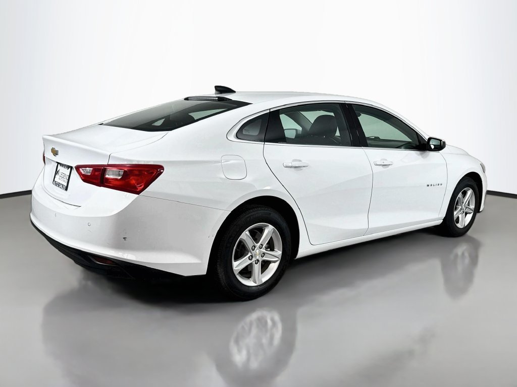 Used 2023 Chevrolet Malibu LS w/ Driver Confidence Package FWD image 7