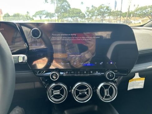 New 2024 Chevrolet Blazer EV LT image 14