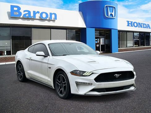 Used 2020 Ford Mustang Premium image 1
