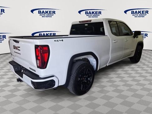 Used 2024 GMC Sierra 1500 Elevation image 2
