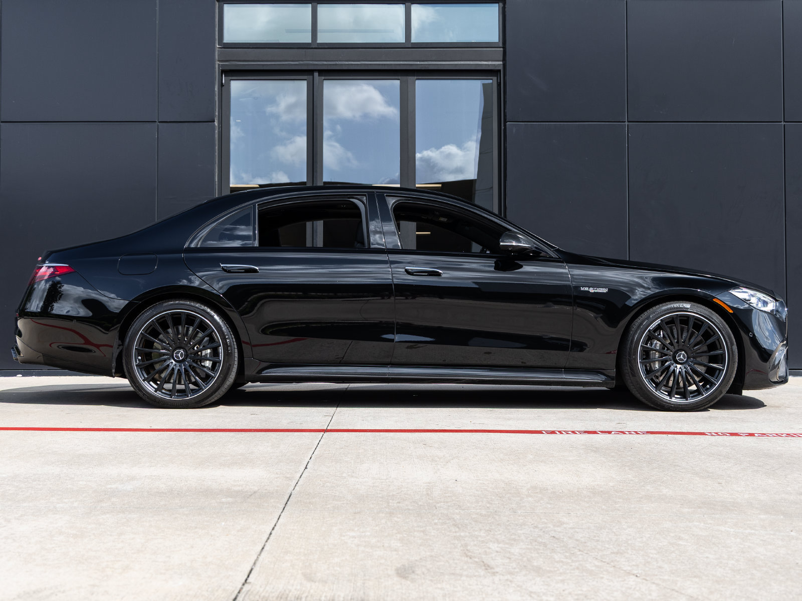 Used 2024 Mercedes-Benz S 63 AMG S image 10