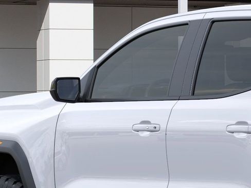 New 2026 GMC Canyon Elevation w/ Convenience Package RWD image 13
