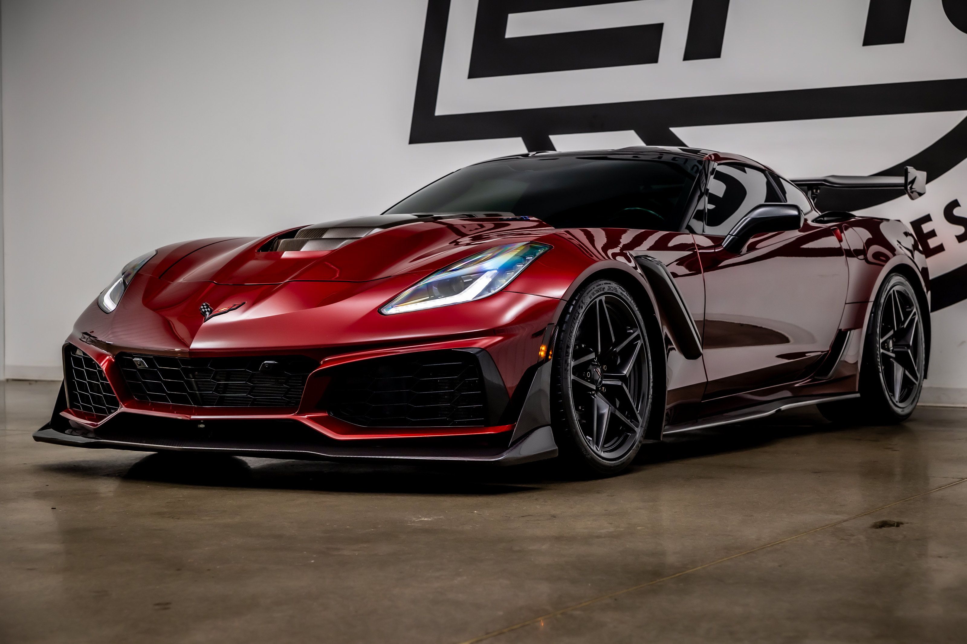 Used 2019 Chevrolet Corvette ZR1 RWD image 28