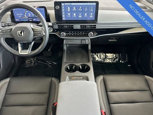 Used 2025 Honda Prologue Touring image 14