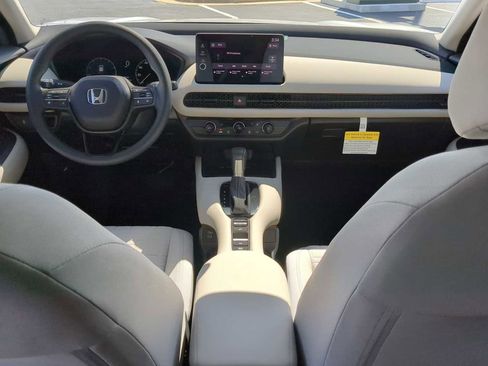 New 2026 Honda HR-V LX image 22