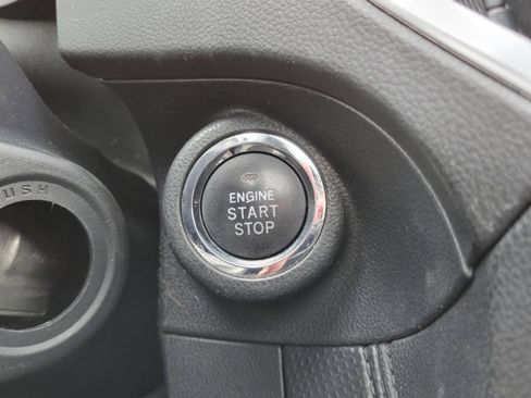 Used 2020 Subaru Forester Premium AWD/4WD image 21