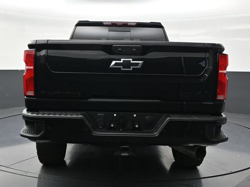 Used 2025 Chevrolet Silverado 2500 High Country w/ High Country Premium Package AWD/4WD image 4