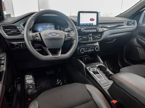 Used 2025 Ford Escape ST-Line image 7