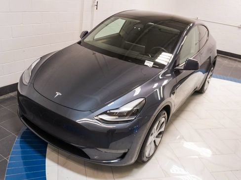 Used 2023 Tesla Model Y Long Range AWD/4WD image 33