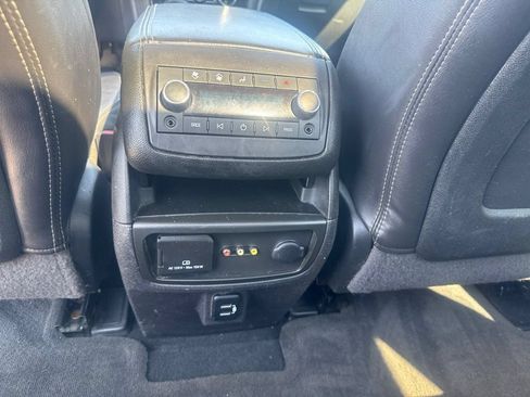 Used 2017 Chevrolet Traverse LT AWD/4WD image 24