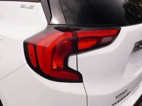 Used 2020 GMC Terrain SLE AWD/4WD image 32