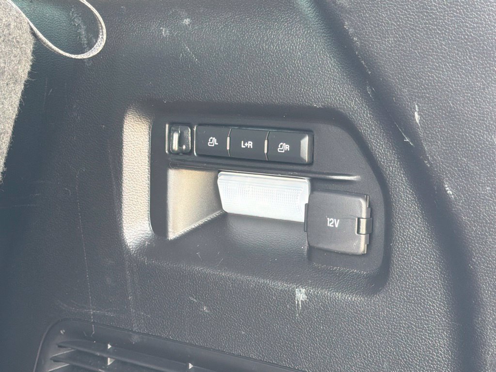 Used 2021 Ford Explorer Limited w/ Equipment Group 301A AWD/4WD image 28