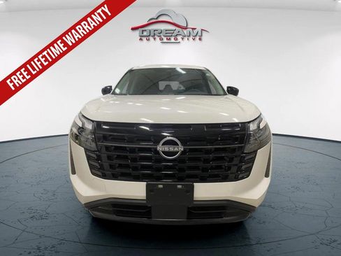 Used 2026 Nissan Pathfinder S AWD/4WD image 2