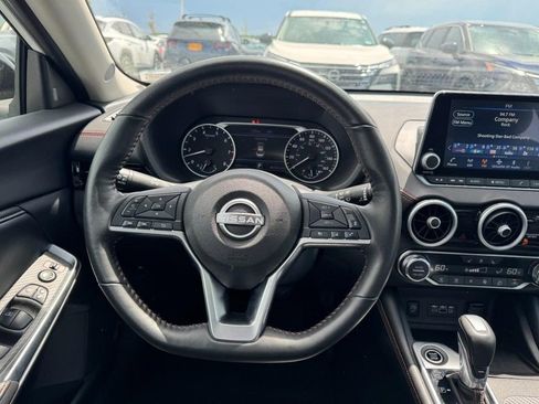 Used 2025 Nissan Sentra SR w/ SR Premium Package FWD image 13