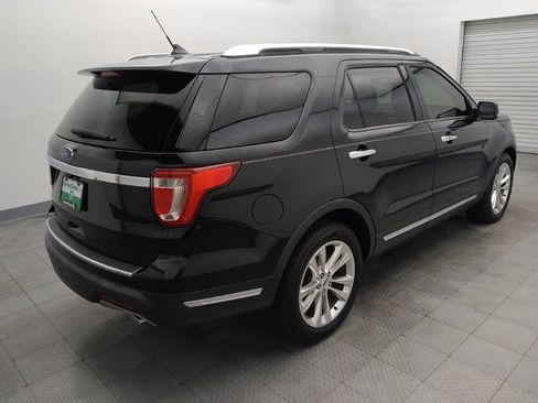 Used 2019 Ford Explorer Limited w/ Ford Safe & Smart Package FWD image 9