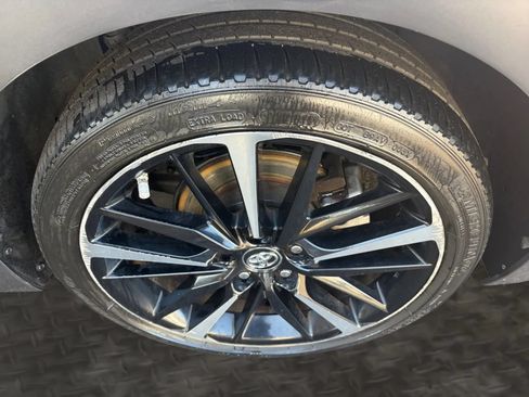 Used 2020 Toyota Camry SE FWD image 39