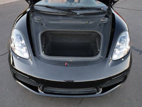 Used 2018 Porsche 718 Boxster S image 48