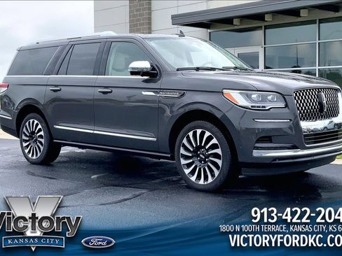 Used 2024 Lincoln Navigator L Black Label AWD/4WD image 1
