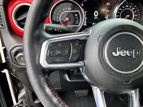 Used 2021 Jeep Wrangler Unlimited Rubicon image 10