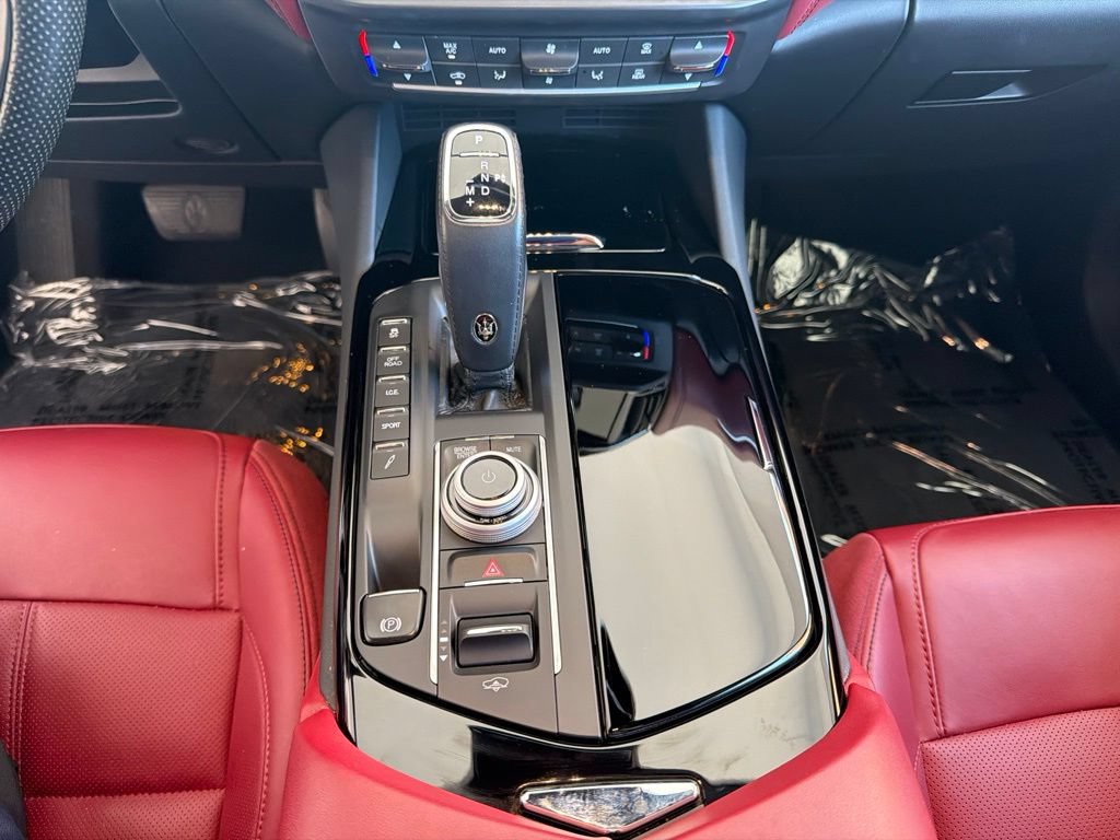 Certified 2023 Maserati Levante GT AWD/4WD image 15