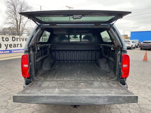 Used 2017 Chevrolet Colorado LT w/ Luxury Package, Chrome image 5