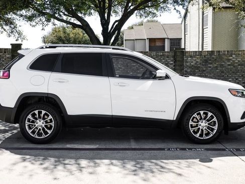 Used 2021 Jeep Cherokee Latitude Lux w/ Comfort/Convenience Group image 14