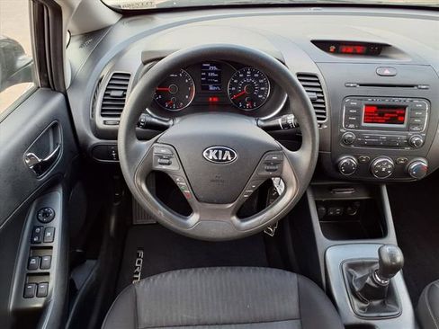 Used 2016 Kia Forte LX image 15