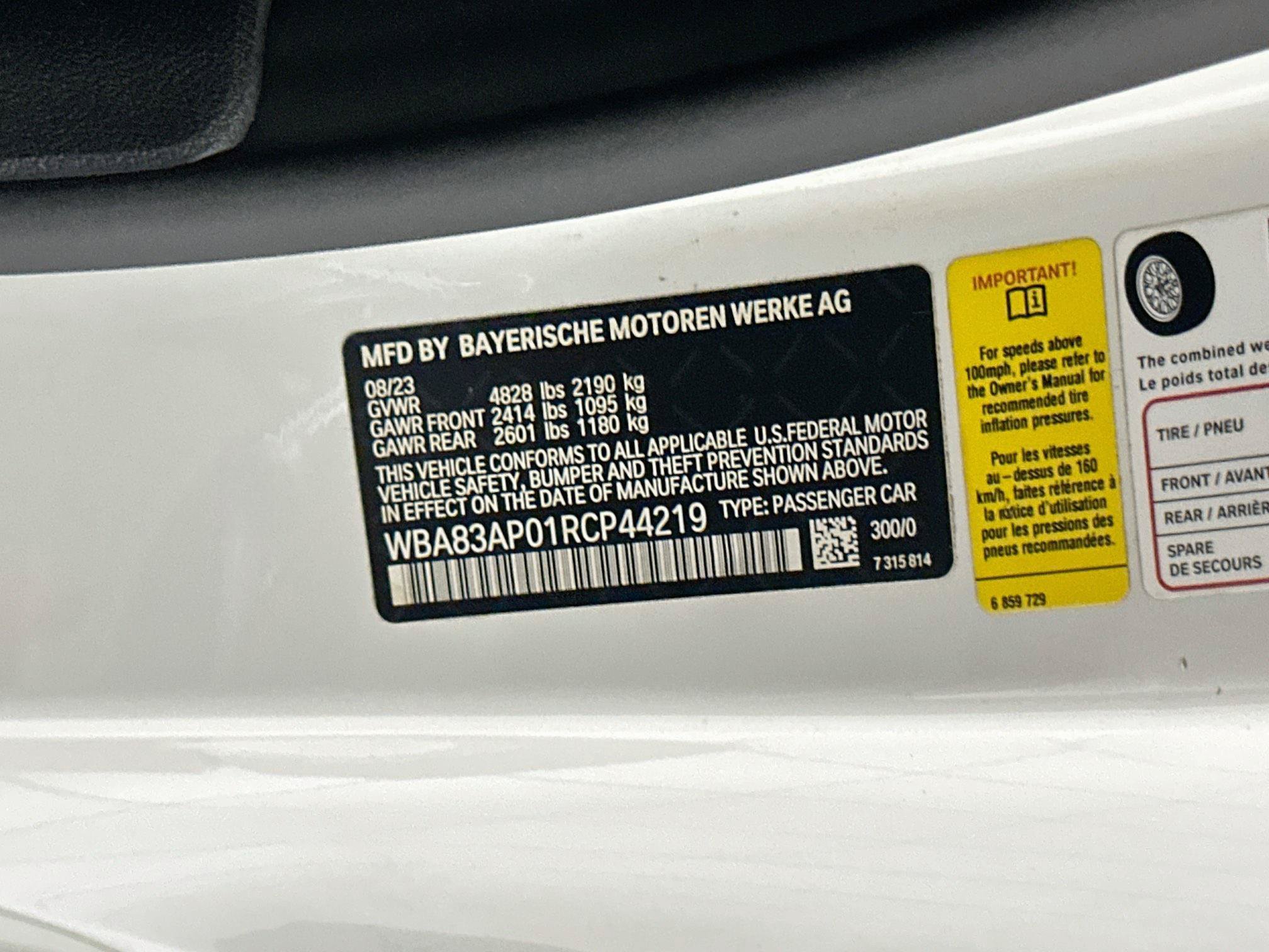 Used 2024 BMW M440i Coupe w/ Premium Package RWD image 32