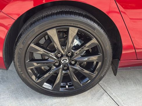 Used 2025 MAZDA MAZDA3 s image 27