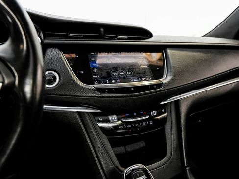 Used 2021 Cadillac XT6 Luxury FWD image 33