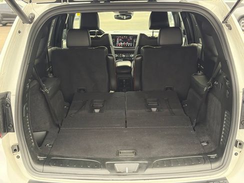 Used 2023 Dodge Durango R/T AWD/4WD image 10