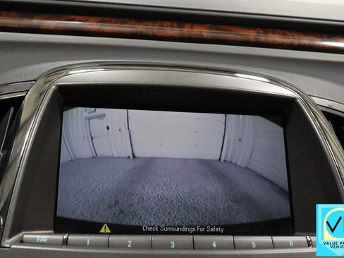 Used 2013 Buick LaCrosse Leather image 14