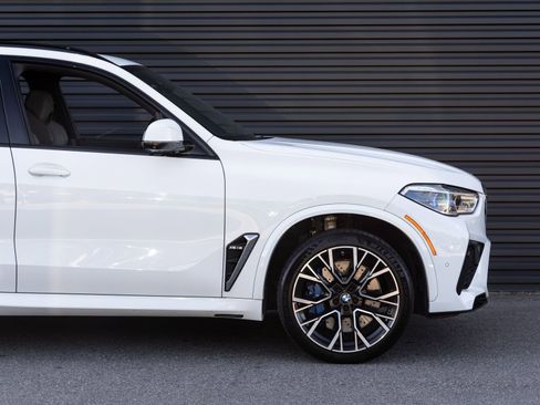 Used 2021 BMW X5 M w/ Executive Package AWD/4WD image 7