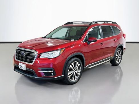 Used 2022 Subaru Ascent Limited w/ Technology Package image 3