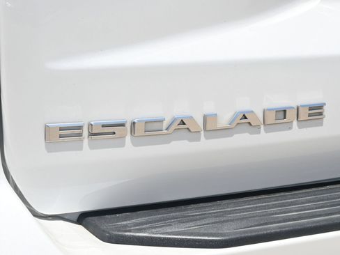 Certified 2023 Cadillac Escalade Luxury w/ LPO, Floor Liner Package RWD image 22