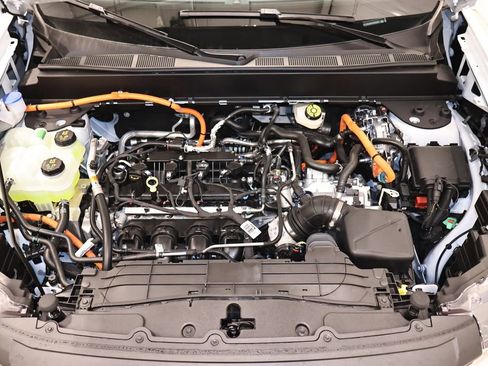 New 2026 Ford Maverick XLT w/ Equipment Group 301A image 34