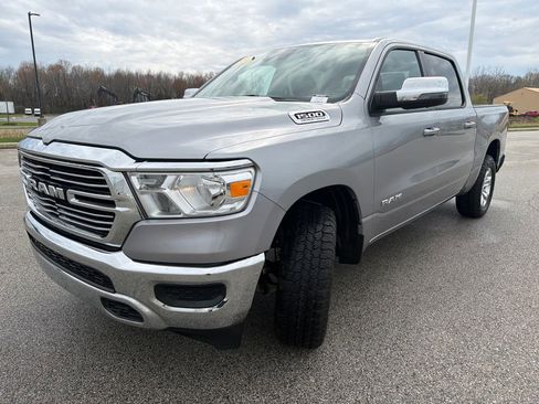 Used 2024 RAM 1500 Laramie AWD/4WD image 7