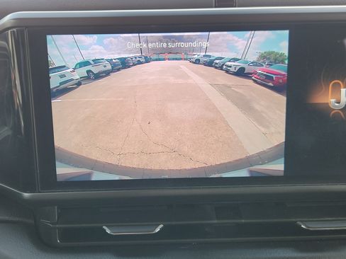 Used 2024 Jeep Wrangler Unlimited Sahara AWD/4WD image 17
