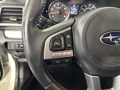 Used 2016 Subaru Crosstrek 2.0i Premium image 12